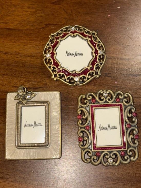 Neiman Marcus Other - Jay Strongwater for Neiman Marcus Rare set of 3 Mini Frames